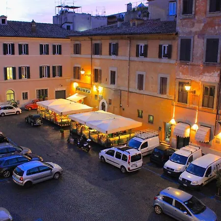 Finestra Su Trastevere -